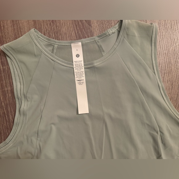 New with tags Lululemon sculpt cropped tank, size 6, green. Light green. PLMC. - Picture 3 of 10